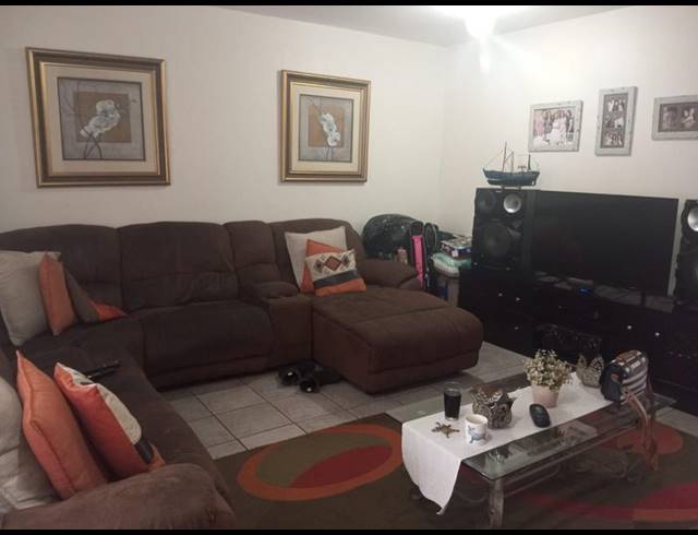 2 BEDROOM APARTMENT FOR SALE IN EAST GEDULD